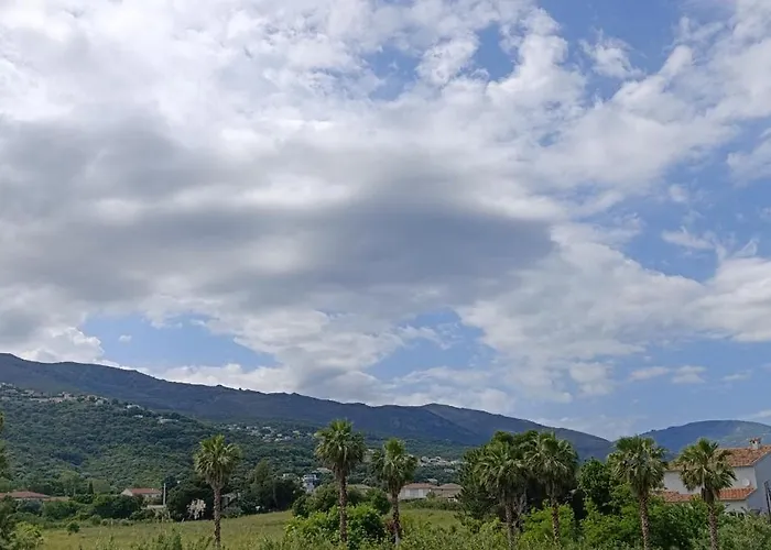 Villa Lucciana לוצ'יאנה