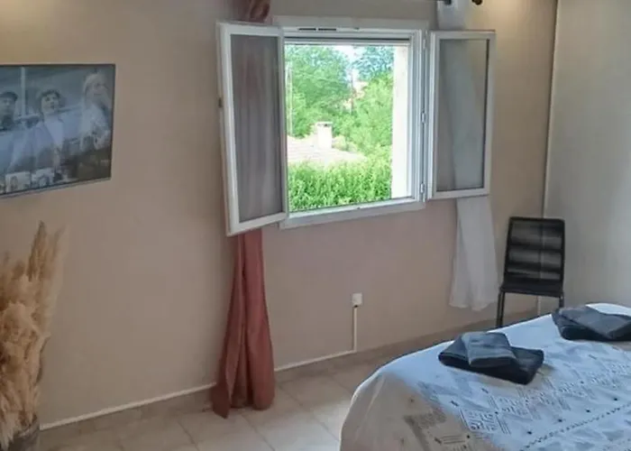 Villa Lucciana 3* لوسيانا